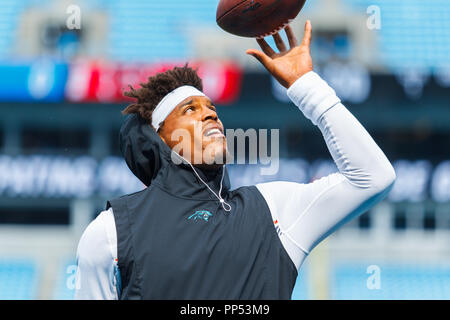 Charlotte, NC, USA. 29Th Sep 2018. Quarterback Carolina Panthers Cam Newton (1) au cours de la NFL échauffements se rencontreront entre Cincnnati et Carolina à Bank of America Stadium à Charlotte, NC. (Scott Kinser/Cal Sport Media) Credit : csm/Alamy Live News Banque D'Images