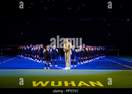 Wuhan, Chine. Wuhan, Chine. 23 septembre 2018 - Ambiance 2018 Dongfeng Motor Wuhan ouvrir le tournoi de tennis WTA Premier 5 Crédit : AFP cérémonie d7/ZUMA/Alamy Fil Live News Banque D'Images