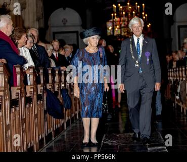 Den Bosch, aux Pays-Bas. 29Th Sep 2018. La princesse Beatrix des Pays-Bas à l'Sint-Janskathedraal à Den Bosch, le 23 septembre 2018, pour assister à un concert de jubilé en l'honneur des 700 ans de l'Illustre Lieve Vrouwe Broederschap (ILVB) Photo : Albert Nieboer/ Pays-Bas OUT/Point de vue OUT | Crédit : dpa/Alamy Live News Banque D'Images