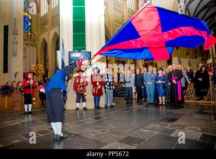 Den Bosch, aux Pays-Bas. 29Th Sep 2018. La princesse Beatrix des Pays-Bas à l'Sint-Janskathedraal à Den Bosch, le 23 septembre 2018, pour assister à un concert de jubilé en l'honneur des 700 ans de l'Illustre Lieve Vrouwe Broederschap (ILVB) Photo : Albert Nieboer/ Pays-Bas OUT/Point de vue OUT | Crédit : dpa/Alamy Live News Banque D'Images