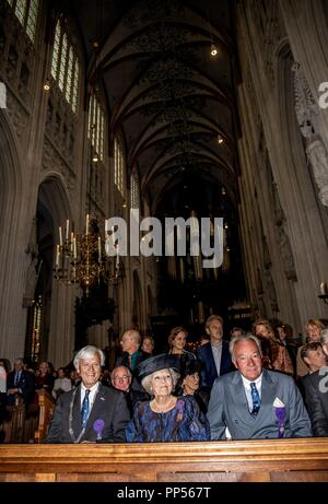 Den Bosch, aux Pays-Bas. 29Th Sep 2018. La princesse Beatrix des Pays-Bas à l'Sint-Janskathedraal à Den Bosch, le 23 septembre 2018, pour assister à un concert de jubilé en l'honneur des 700 ans de l'Illustre Lieve Vrouwe Broederschap (ILVB) Photo : Albert Nieboer/ Pays-Bas OUT/Point de vue OUT | Crédit : dpa/Alamy Live News Banque D'Images