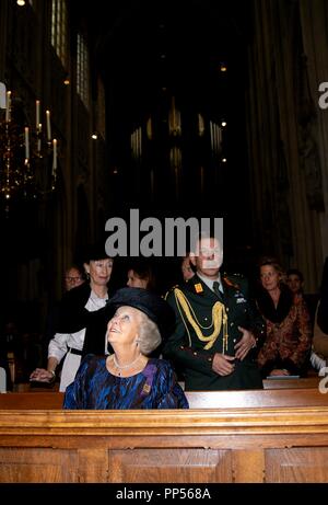 Den Bosch, aux Pays-Bas. 29Th Sep 2018. La princesse Beatrix des Pays-Bas à l'Sint-Janskathedraal à Den Bosch, le 23 septembre 2018, pour assister à un concert de jubilé en l'honneur des 700 ans de l'Illustre Lieve Vrouwe Broederschap (ILVB) Photo : Albert Nieboer/ Pays-Bas OUT/Point de vue OUT | Crédit : dpa/Alamy Live News Banque D'Images