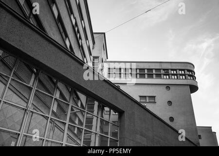 La sous-station électrique du quartier de Vienne de 'Favoriten' est un exemple rare d'architecture constructiviste en Autriche. Banque D'Images