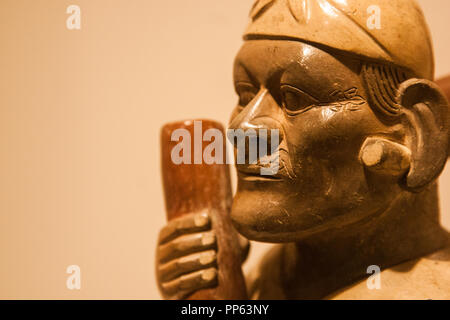 Ancienne statue en terre cuite de l'Inca. Pas de personnes. Banque D'Images