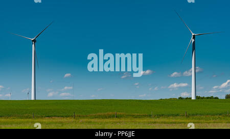 Parc de production d'énergie dans les prairies du sud de l'Alberta Canada Banque D'Images