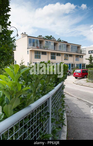 Le Werkbundsiedlung à Vienne est un modèle de domaine de logement dans Vienne-Hietzing qui a été ouvert en 1932 et est maintenant en grande partie Propriété de l'Administration de la ville de Vienne Banque D'Images