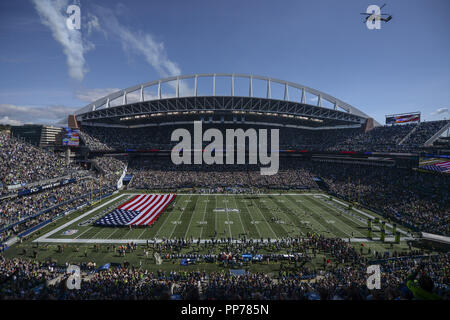 Seattle, Washington, USA. 29Th Sep 2018. Siècle Champ Lien lors de cérémonies comme la arborant Dallas Cowboys visitez le Seattle Seahawks dans un match de la NFL à Century link Field à Seattle, WA. Crédit : Jeff Halstead/ZUMA/Alamy Fil Live News Banque D'Images