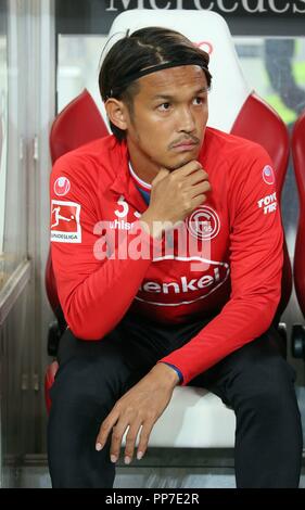 Stuttgart, Deutschland. Sep 21, 2018. Allemagne, Stuttgart, 21.09.2018, football, Bundesliga, saison 2018/2019, 4e journée, le VfB Stuttgart - Fortuna Düsseldorf : Takashi Usami (Fortuna Düsseldorf), DFL RÈGLEMENT INTERDIT TOUTE PHOTOGRAPHIE DE NOUS COMME DES SÉQUENCES D'IMAGES ET/OU VIDÉO, QUASI Crédit : Robin Rudel | utilisée dans le monde entier/dpa/Alamy Live News Banque D'Images