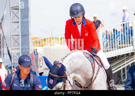 Tryon, North Carolina, USA. 23 Septembre, 2018. Laura Kraut équitation Zeremonie. USA. FEI World Championship individuelle de saut. Concours hippique. Jour 12. Les Jeux équestres mondiaux. WEG 2018 Tryon. La Caroline du Nord. USA. 23/09/2018. Credit : Sport en images/Alamy Live News Banque D'Images