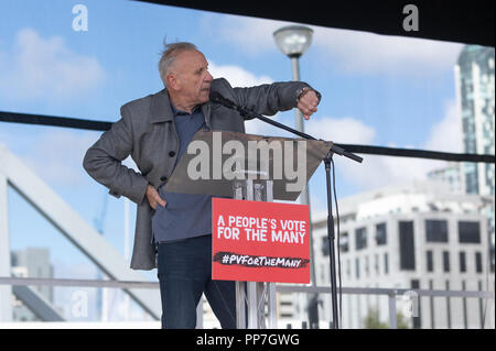 Liverpool, Royaume-Uni. Dimanche 23 septembre 2018. Peter Reid, ancien Bolton Wanders, Everton et Manchester City player parle à la Pier Head au rally après le mois de mars. © Phil Portus / Alamy Live News Banque D'Images