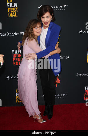 Culver City, Californie, USA. 29Th Sep 2018. 23 septembre 2018 - Culver City, Californie - Elizabeth McGovern et Haley Lu Richardson. ''L'Escorte'' première mondiale au cours de la 2018 Los Angeles Film Festival tenu à ArcLight Culver City. Crédit photo : Faye Sadou/AdMedia Crédit : Faye Sadou/AdMedia/ZUMA/Alamy Fil Live News Banque D'Images