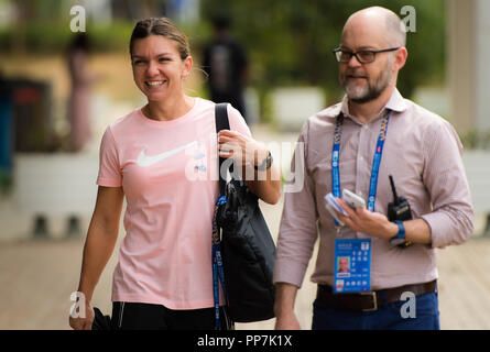 Wuhan, Chine. Sep 24, 2018. Wuhan, Chine. 24 septembre 2018 : - Simona de Roumanie au cours de l'ensemble des accès à l'heure 2018 Dongfeng Motor Wuhan ouvrir le tournoi de tennis WTA Premier 5 Crédit : AFP7/ZUMA/Alamy Fil Live News Banque D'Images