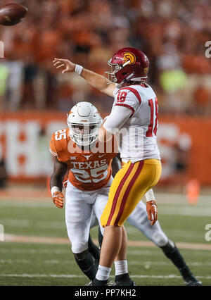 Austin, TX, USA. 15 Sep, 2018. 15 septembre 2018 à la Darrell K Royal - Texas Memorial Stadium, à Austin, TX. (Crédit obligatoire : Juan Lainez/MarinMedia.org/Cal Sport Media) (photographe complet, et de crédit crédit obligatoire) : csm/Alamy Live News Banque D'Images