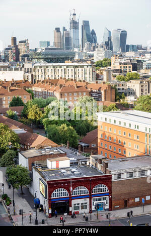 Londres Angleterre,Royaume-Uni,South Bank,Lambeth North Metro Station métro tube métro, horizon de la ville,vue aérienne,UK GB English Europe,UK180816115 Banque D'Images