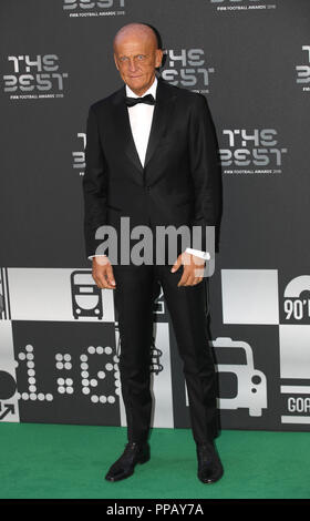 Pierluigi Collina arrive pour les meilleurs FIFA football Awards 2018 au Royal Festival Hall de Londres. Banque D'Images