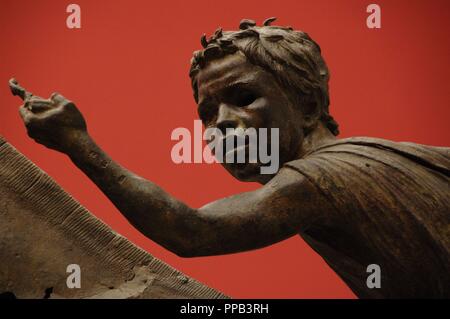 L'art grec, 2e siècle avant J.-C.. Artemision de Jockey. Sculpture en bronze datée autour de l'an 140 avant JC. Détail. Musée Archéologique National. Athènes. La Grèce. Banque D'Images