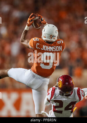 Austin, TX, USA. 15 Sep, 2018. 15 septembre 2018 à la Darrell K Royal - Texas Memorial Stadium, à Austin, TX. (Crédit obligatoire : Juan Lainez/MarinMedia.org/Cal Sport Media) (photographe complet, et de crédit crédit obligatoire) : csm/Alamy Live News Banque D'Images