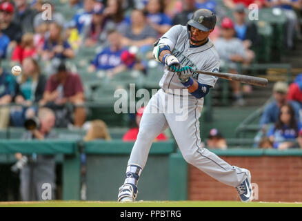 Seattle Mariners second baseman Robinson Cano (22) in the first inning  during a baseball game against the Arizona Diamondbacks, Saturday, Aug. 25,  2018, in Phoenix. (AP Photo/Rick Scuteri Stock Photo - Alamy