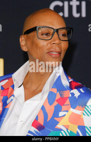 Los Angeles, USA. 24 Septembre, 2018. Rupaul lors de la première de Warner Bros Pictures' 'Une étoile est née", tenue au Shrine Auditorium & Expo Hall à Los Angeles, CA, le 24 septembre 2018. Photo par Joseph Martinez / PictureLux PictureLux / Crédit : Les Archives de Hollywood/Alamy Live News Banque D'Images