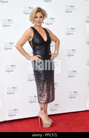 New York, NY, USA. Sep 24, 2018. Orfeh à arrivés pour la soirée d'ouverture du Metropolitan Opera Gala : Saint-Saens' 'Samson et Dalila', Lincoln Center, New York, NY Le 24 septembre 2018. Credit : Kristin Callahan/Everett Collection/Alamy Live News Banque D'Images