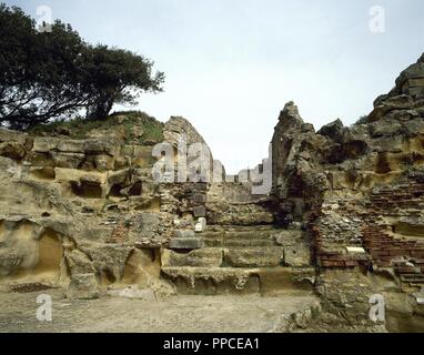 L'Italie. Cumes. Ruines du site grec de l'Oracle de Cumes. (Cuamean Sibylle). La Grande Grèce antique. Banque D'Images