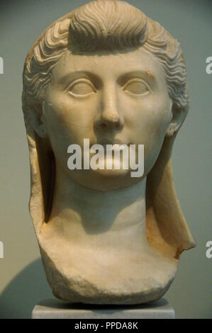 Livie (58 b.C-29 a.C). Dame romaine, épouse de l'empereur Auguste. Buste en marbre de Paros. En date du 20 av. Situé en Crète. Musée Archéologique National. Athènes. La Grèce. Banque D'Images