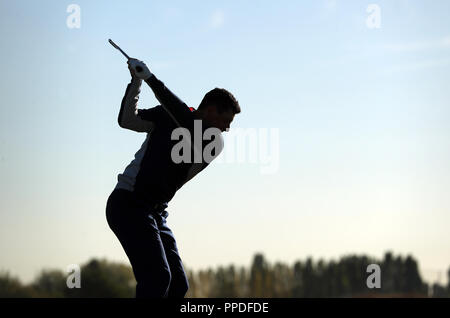 L'équipe de Rory McIlroy au cours de l'aperçu de la deuxième journée de la Ryder Cup au Golf National, Saint-Quentin-en-Yvelines, Paris. Banque D'Images