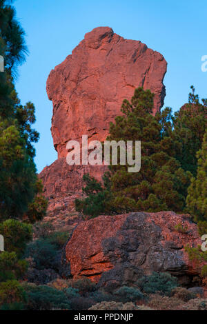 Roque Nublo, montagne sacrée Tirajana ravin, Gran Canaria Island, les îles Canaries, Espagne, Europe Banque D'Images