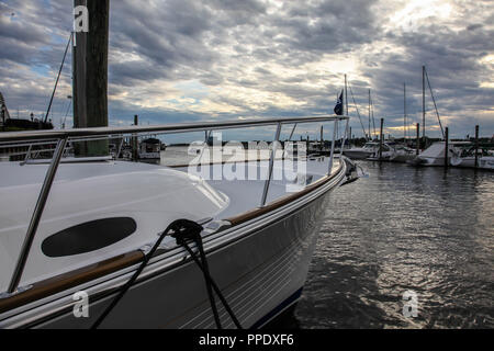 NORWALK, CT, USA-Septembre 22, 2018 Soirée : vue de la station d'une atmosphère sur Norwalk progressif Boat Show 2018. Banque D'Images