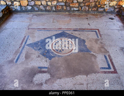 Vestiges de mosaïque hellénique le mausolée d'Halicarnasse, une des sept merveilles du monde. Bodrum, Province de Mugla, Turquie. Banque D'Images