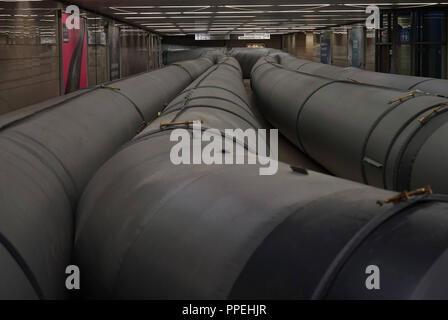 Site de construction pour les travaux de voie dans le tunnel de l'U-Bahn ligne U3 entre Muenchner Freiheit et Scheidplatz. La compagnie de transport de Munich (MVG) est le remplacement de la voie complète des systèmes sur un segment de deux kilomètres de long. Banque D'Images