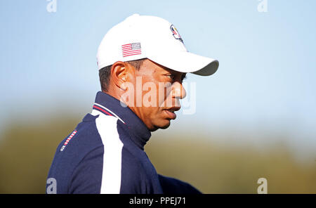 USA's Tiger Woods au cours de l'aperçu de la deuxième journée de la Ryder Cup au Golf National, l'équipe de Saint-Quentin-en-Yvelines, Paris. Banque D'Images