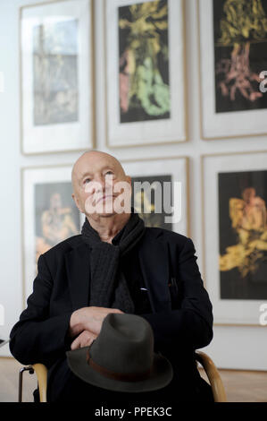 L'artiste allemand Georg Baselitz présente une exposition de ses impressions à partir des années 1995-2015 dans le hall de cérémonie du palais de Dachau. Banque D'Images