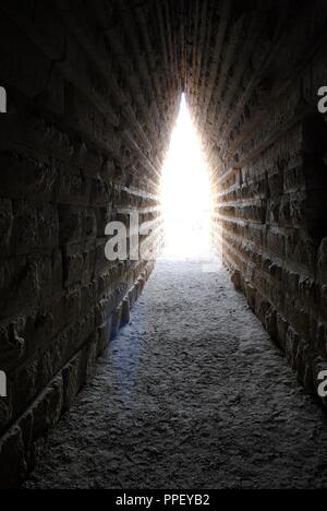 L'Ukraine. République autonome de Crimée. Tsarsky Kurgan, tumulus royal qui est probablement enterré le Roi Leucon I. 4ème siècle BC. Kertch. Banque D'Images