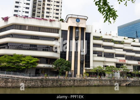 La magnifique Riverwalk Vacances les tours d'immeuble sur la rive sud de la rivière Singapour à Boat Quay République de Singapour Asie Banque D'Images