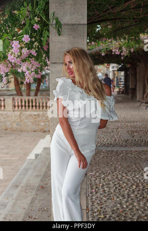 Europa Spanien Mallorca Schönheit mit langem blonde Arta Haar Banque D'Images