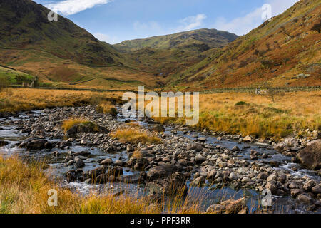 Beck Mardale Mardale à tête avec Harter est tombé malade et au-delà dans Bell Mardale le Parc National du Lake District, Cumbria, Angleterre. Banque D'Images