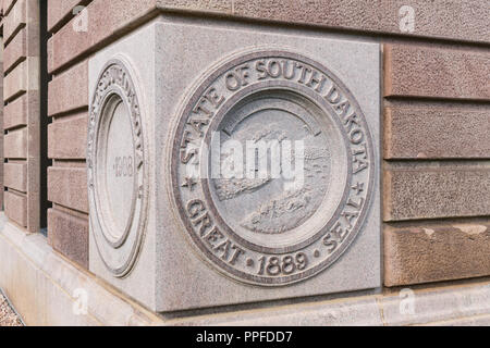 PIERRE, SD - 9 juillet 2018 : Joint de l'État du Dakota du Sud sur la pierre angulaire de la formation de capital en Pierre, SD Banque D'Images