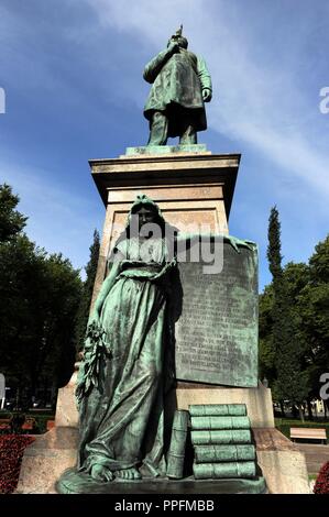 La Finlande. Helsinki. Monument dédié à la poète finlandais Johan Ludvig Runeberg (1804-1877). Statue par son fils Walter Runeberg (1838-1920). Érigée en 1885. Parc Esplanadi. Banque D'Images