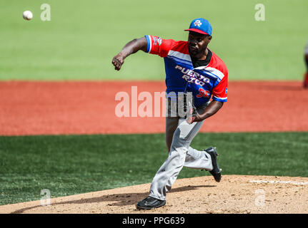 David Richardson pitcher inicial de Puerto Rico. . Partido de beisbol de la Serie del Caribe con el Encuentro entre Caribes de Anzoátegui (de Venezuela Banque D'Images