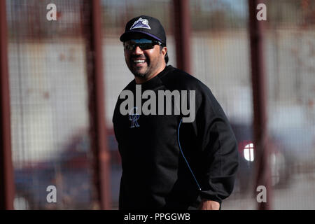 Mexican Coache Vinicio Castilla des Rockies du Colorado au cours du printemps 2013 Complexe sportif de diapos de Salt River Fields at Talking Stick dans l'Arizona. Banque D'Images