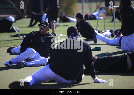 Mexican Coache Vinicio Castilla des Rockies du Colorado au cours du printemps 2013 Complexe sportif de diapos de Salt River Fields at Talking Stick dans l'Arizona. Banque D'Images