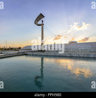 JK - Mémorial Juscelino Kubitschek Memorial au coucher du soleil - Brasilia, District Fédéral, Brésil Banque D'Images