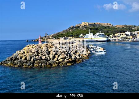 Mgarr Harbour Banque D'Images