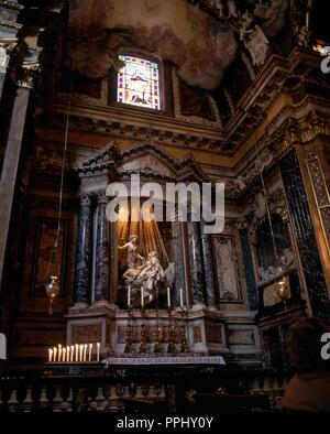 INTEERIOR DE LA IGLESIA DE SANTA MARIA DE LA VICTORIA - CAPILLA CORNARO - EXTASIS DE SANTA TERESA - 1646 - BARROCO ITALIANO. Auteur : BERNINI, Gian Lorenzo. Lieu : Eglise de Santa Maria della Vittoria. Rome. Banque D'Images