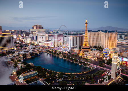 Las Vegas Boulevard & fontaines du Bellagio Banque D'Images