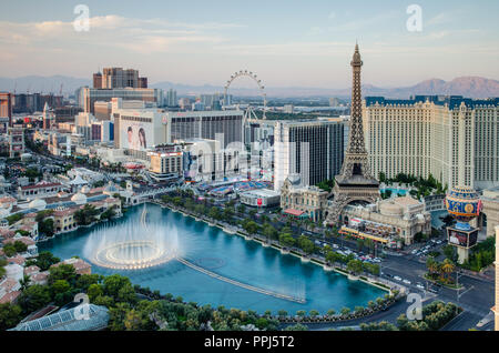 Las Vegas Boulevard & fontaines du Bellagio Banque D'Images