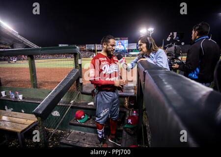 Alfredo Amezaga se despide del beisbol con su ultimo turno al bat durance la Serie del Caribe . Jeu de base-ball de la série des Caraïbes, avec le match Banque D'Images