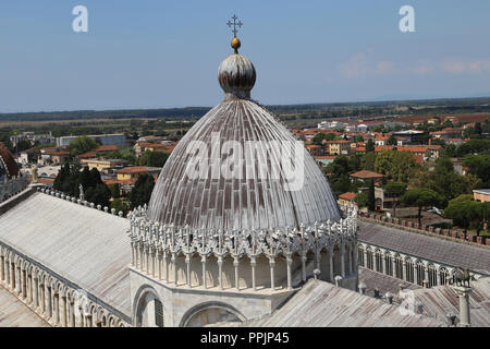 L'Italie. Pise. Vue sur la cathédrale. Détail de Dome. 11ème et 12ème siècle. La région Toscane. Banque D'Images