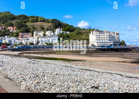 Vacances en bord de mer. Le Nord du Pays de Galles, Royaume-Uni. Grand Hotel Llandudno Banque D'Images